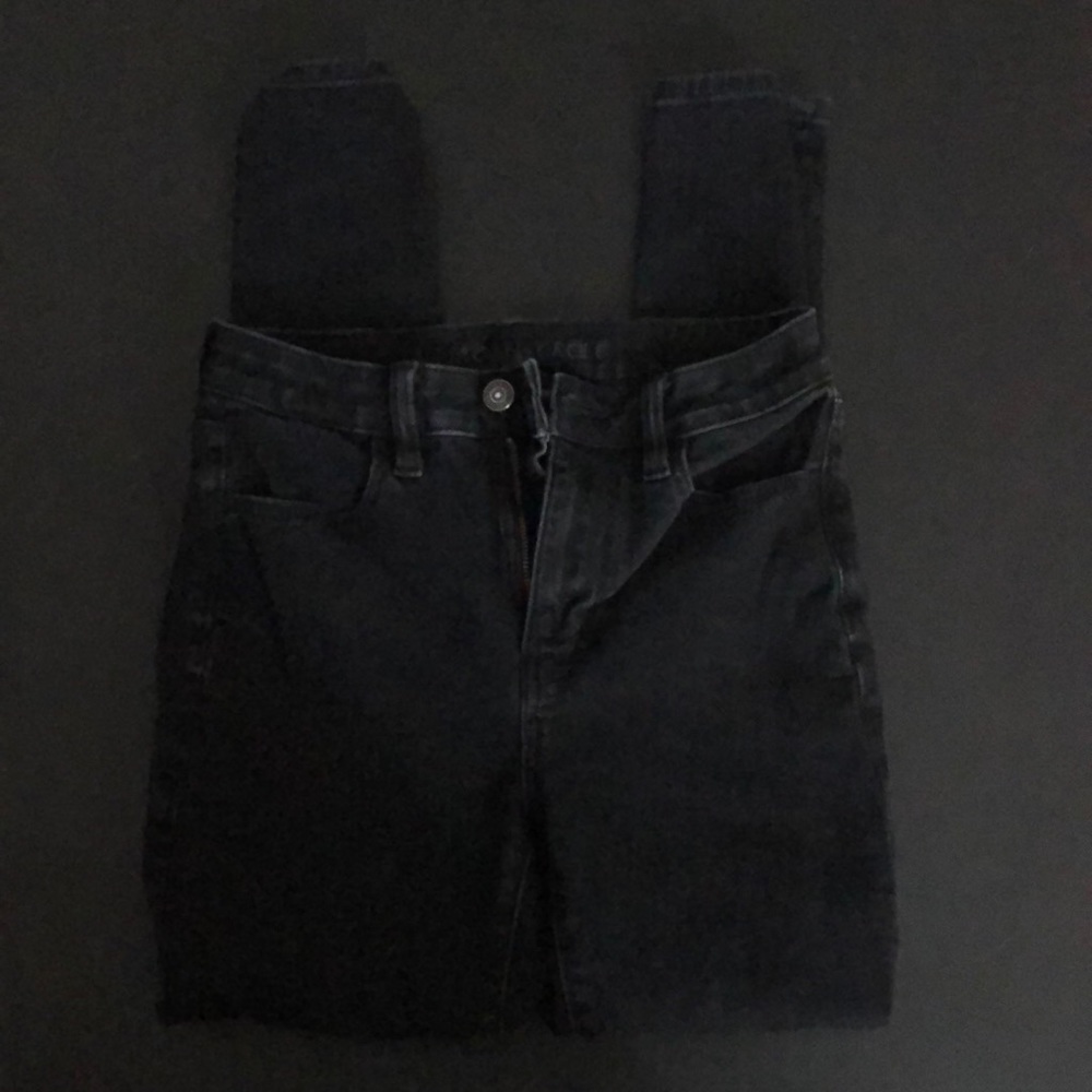 American Eagle Black Super Hi-Rise Jegging